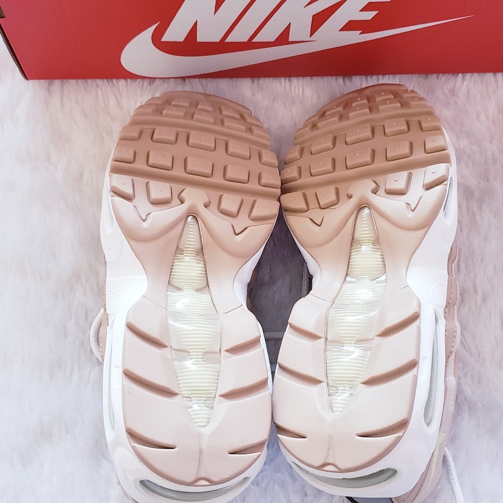 Wmns Air Max 95 Bio Beige - Picture 5 of 8